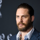 Image for article titled Here’s Tom Hardy’s weird-ass cameo from The Last Jedi